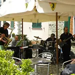La Castagna Matta Couette-café Albareto (Parma)
