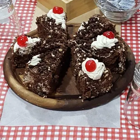 卡斯塔纳玛塔旅馆 住宿加早餐酒店 Albareto (Parma)