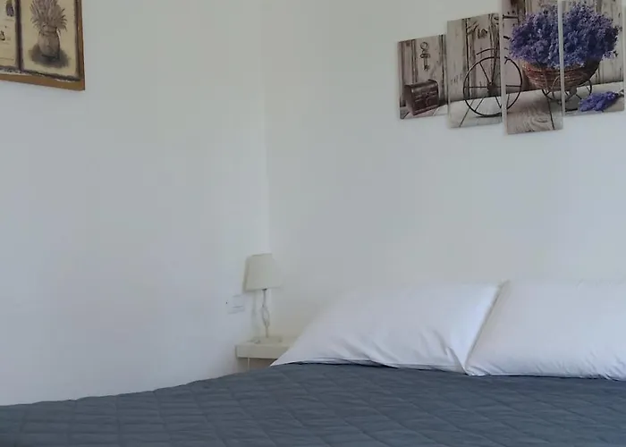 La Castagna Matta Nocleg ze śniadaniem 3*