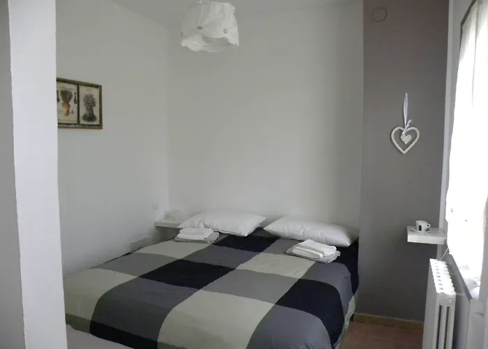 La Castagna Matta Nocleg ze śniadaniem 3*