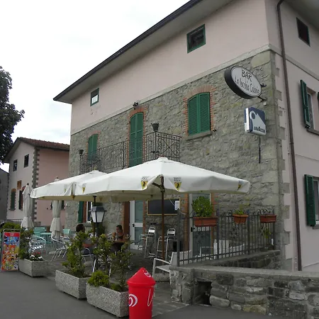 卡斯塔纳玛塔旅馆 Albareto (Parma)